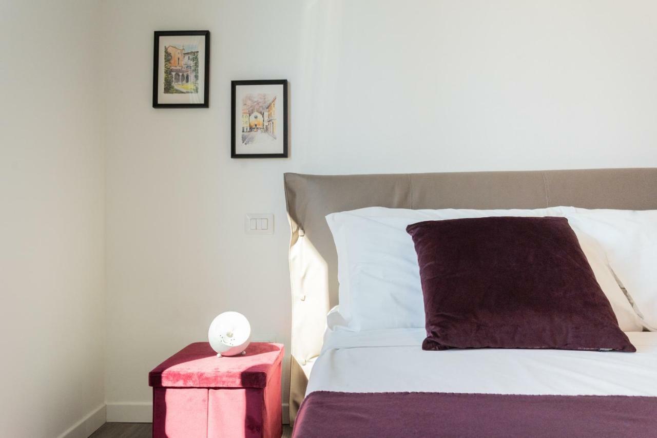 Central & Modern Apartment By Rent All Комо Екстер'єр фото