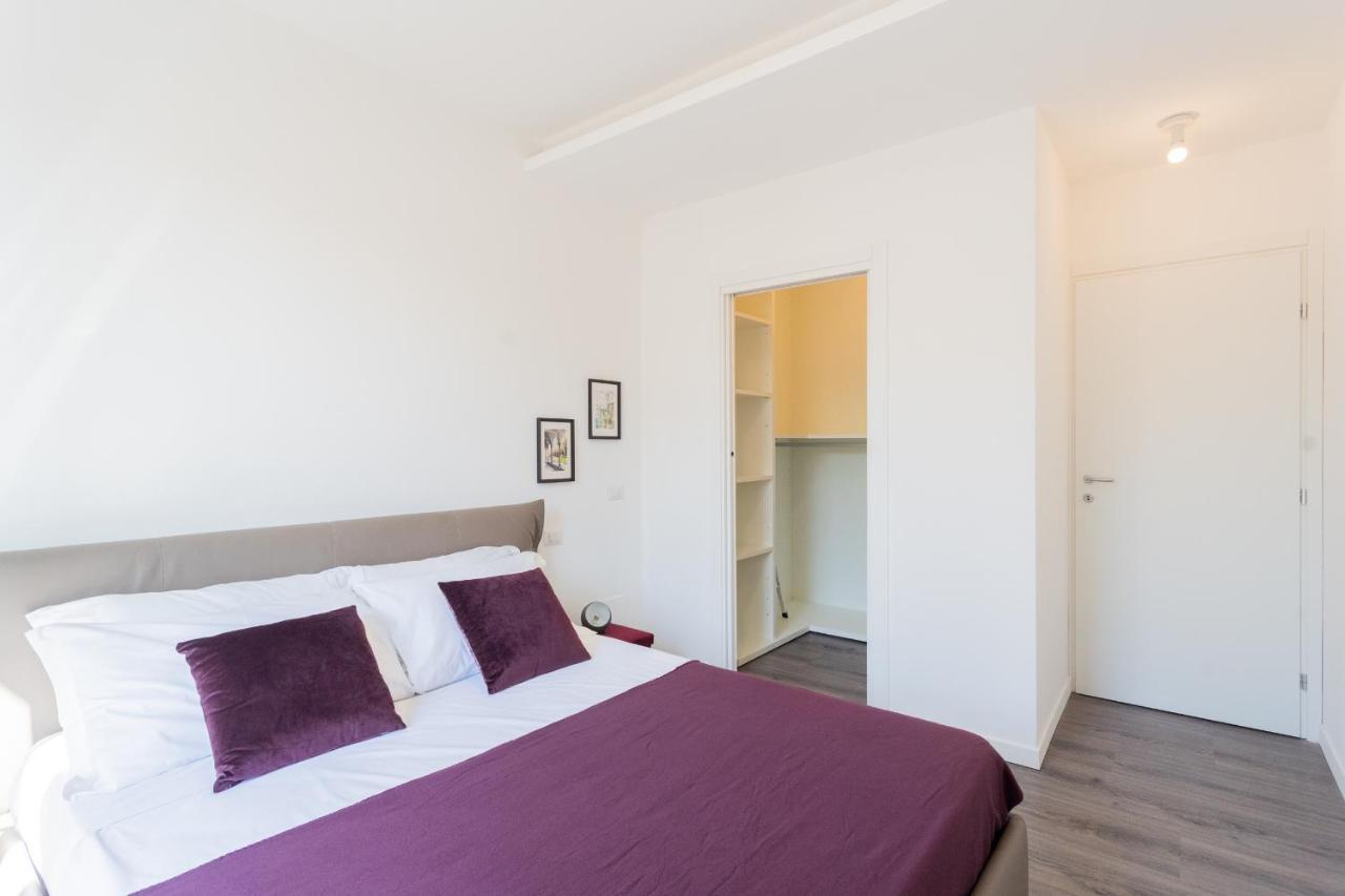 Central & Modern Apartment By Rent All Комо Екстер'єр фото